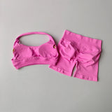 Conjunto de top e short esportivo